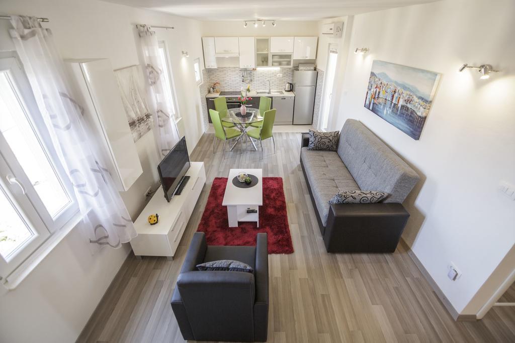 Apartman Jurica Komiza Exterior photo